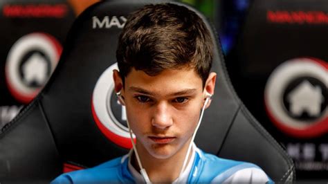 starcraft 2 number of players.
